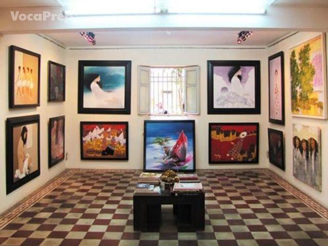 art gallery